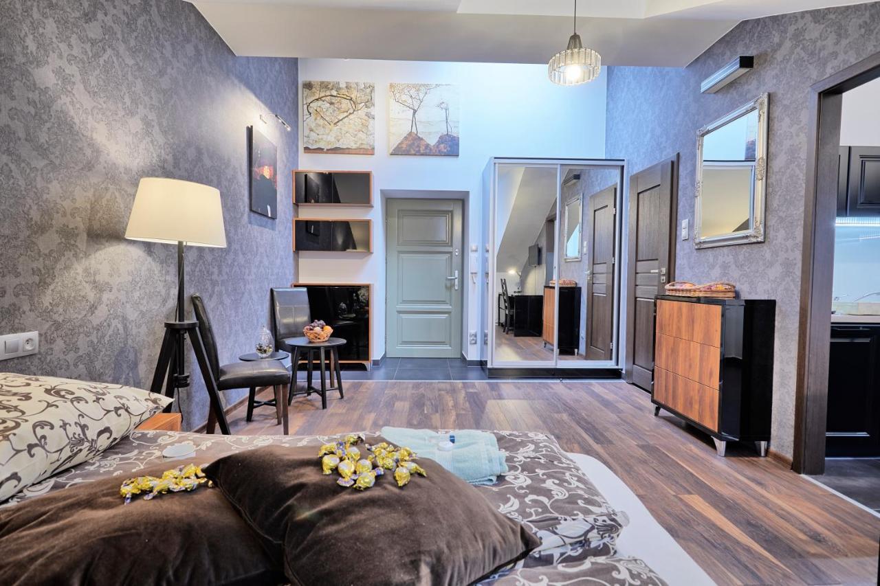 Cafe Garden Residence Krakow Luaran gambar