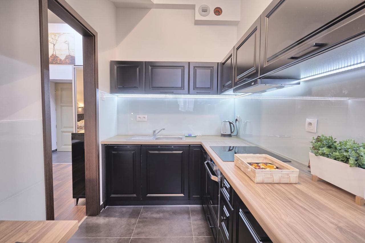 Cafe Garden Residence Krakow Luaran gambar