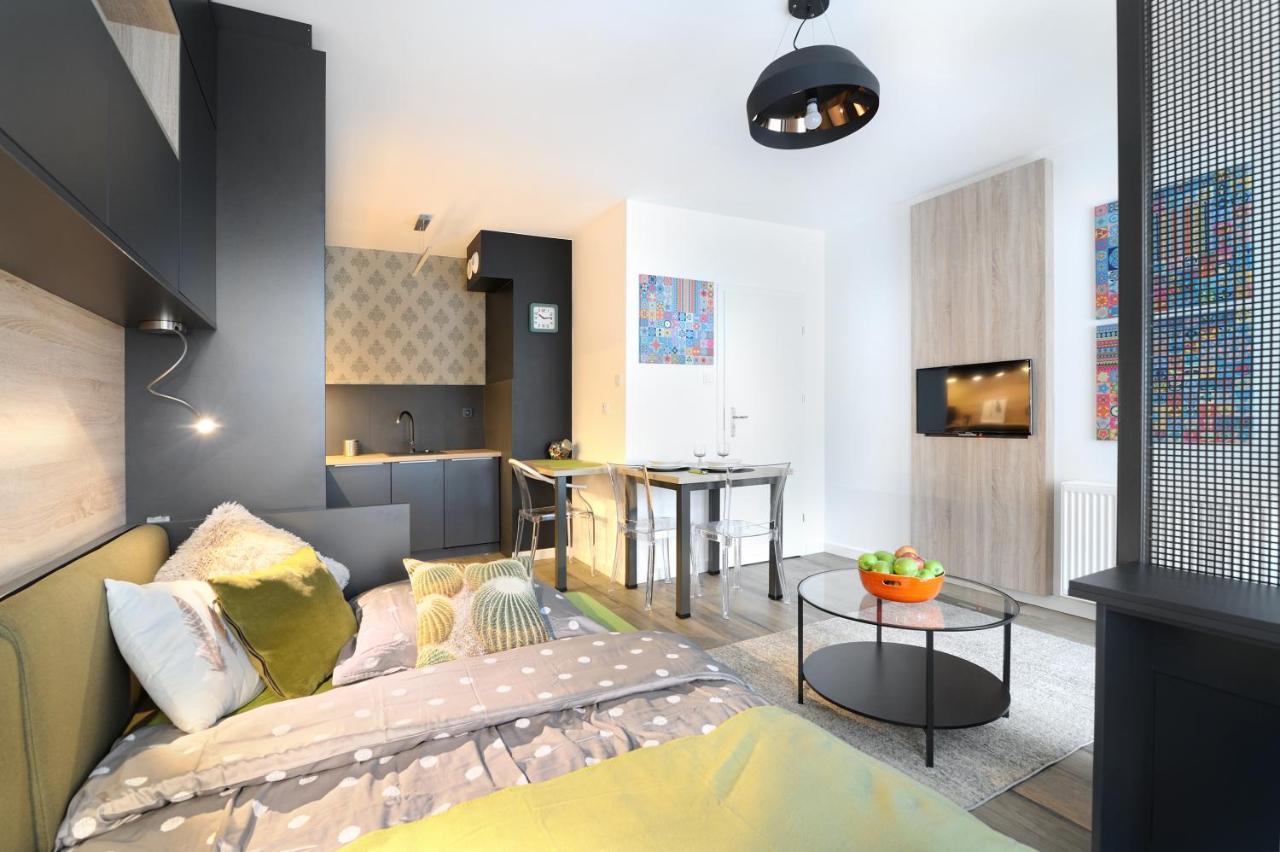 Cafe Garden Residence Krakow Luaran gambar
