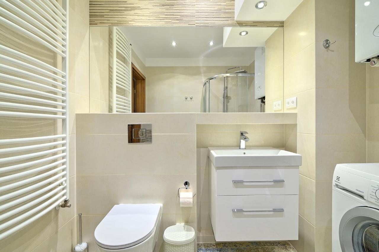 Cafe Garden Residence Krakow Luaran gambar
